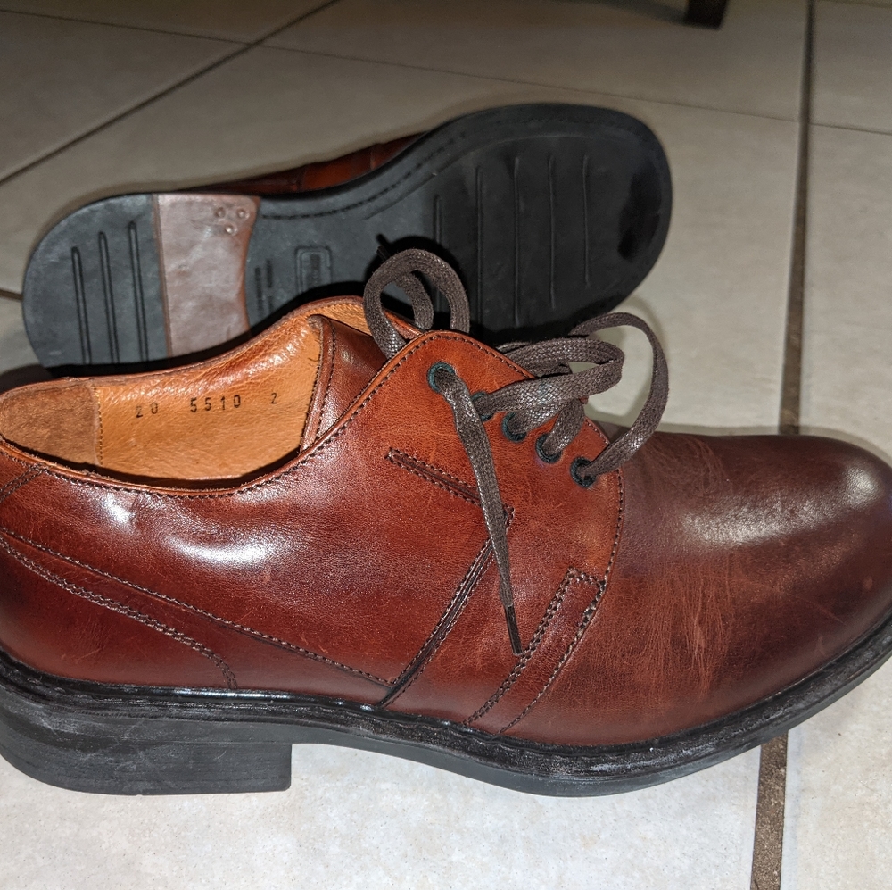 Johnston & Murphy Passport shoes size 8